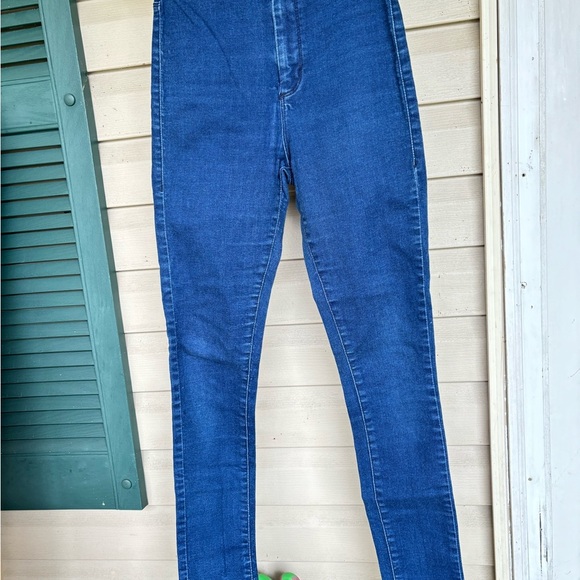 Forever 21 demin skinny jeans - Picture 2 of 8